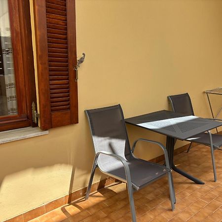 Stelios Rooms 팔라이오코라 외부 사진